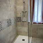 Spacious With Air Conditioning Ranzo-Borgo