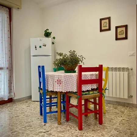 Spacious With Air Conditioning Apartment *