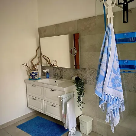 公寓 Spacious With Air Conditioning Ranzo-Borgo